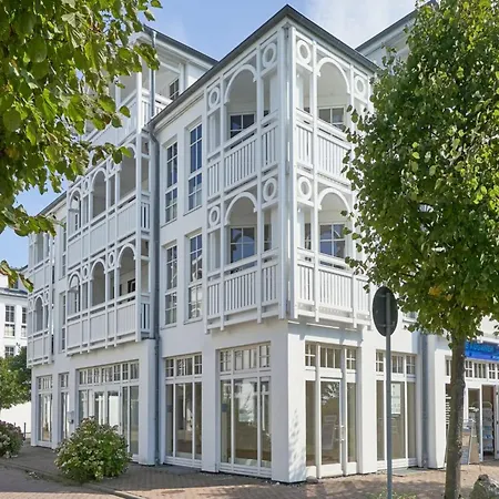 Moderne Im Seepark Mit Balkon Apartment